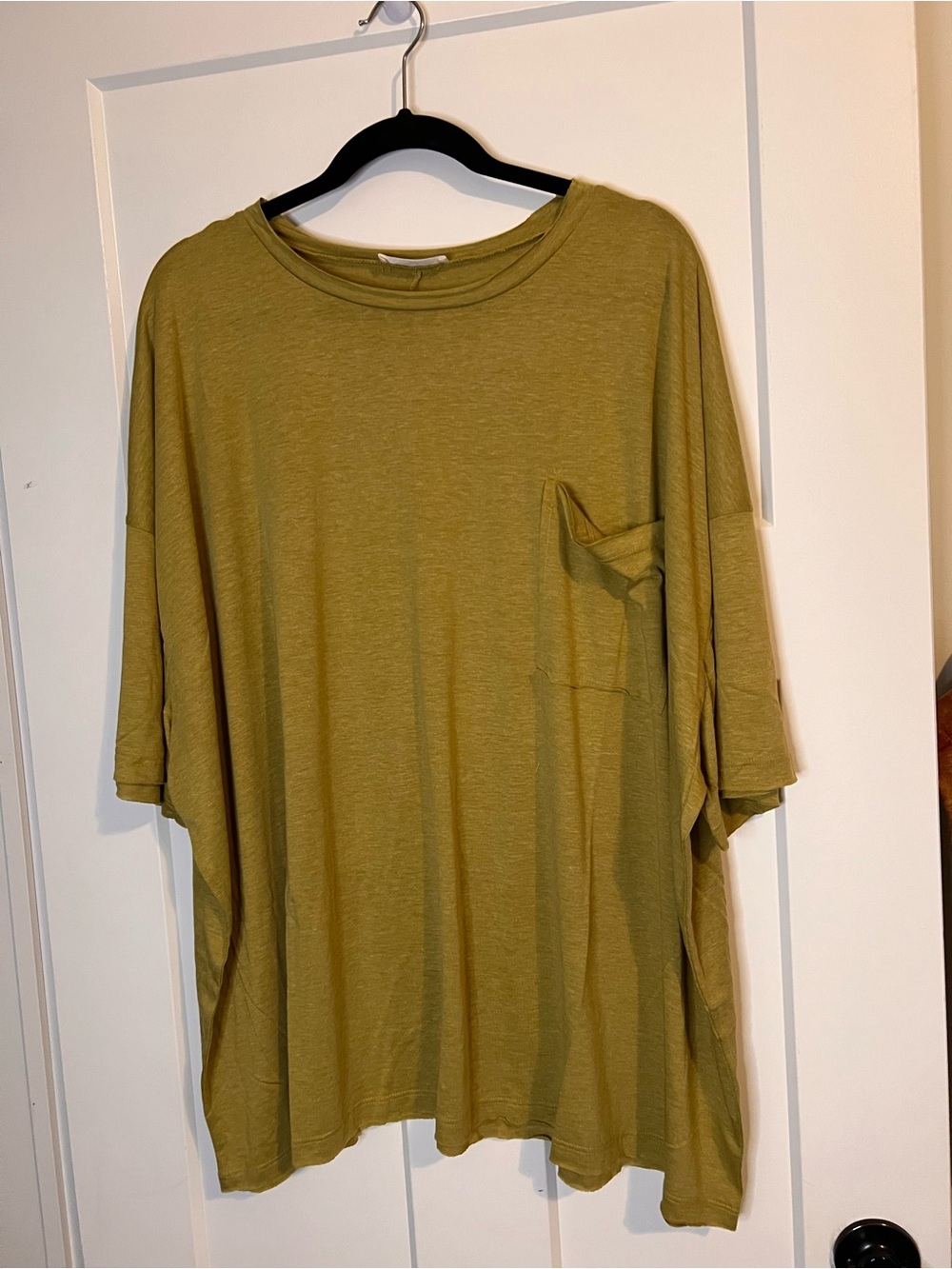 Zenana Outfitters Olive Green Short Sleeve Pocket Tee